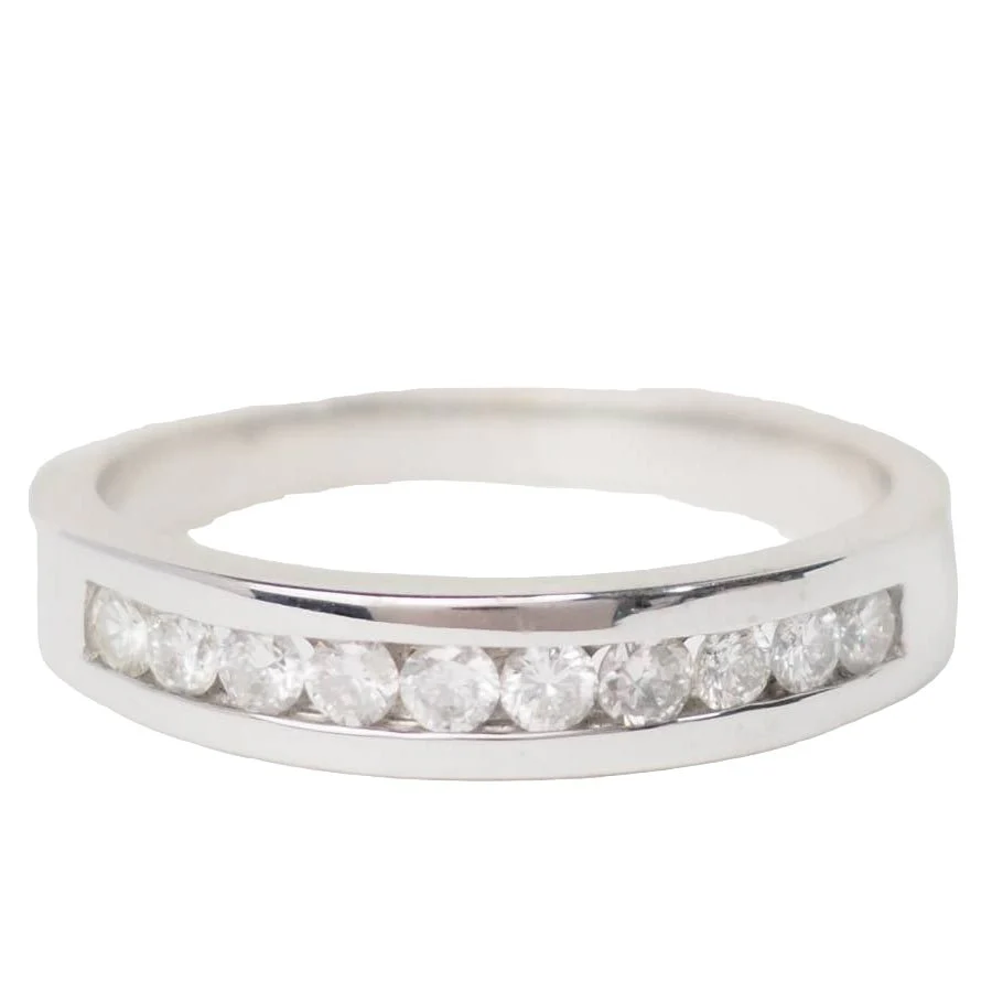 Demi alliance en or blanc et diamants 0.25ct