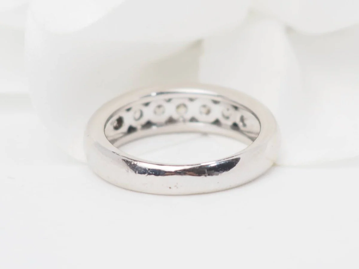 Demi alliance en or blanc et diamants 1.05ct - Image 5