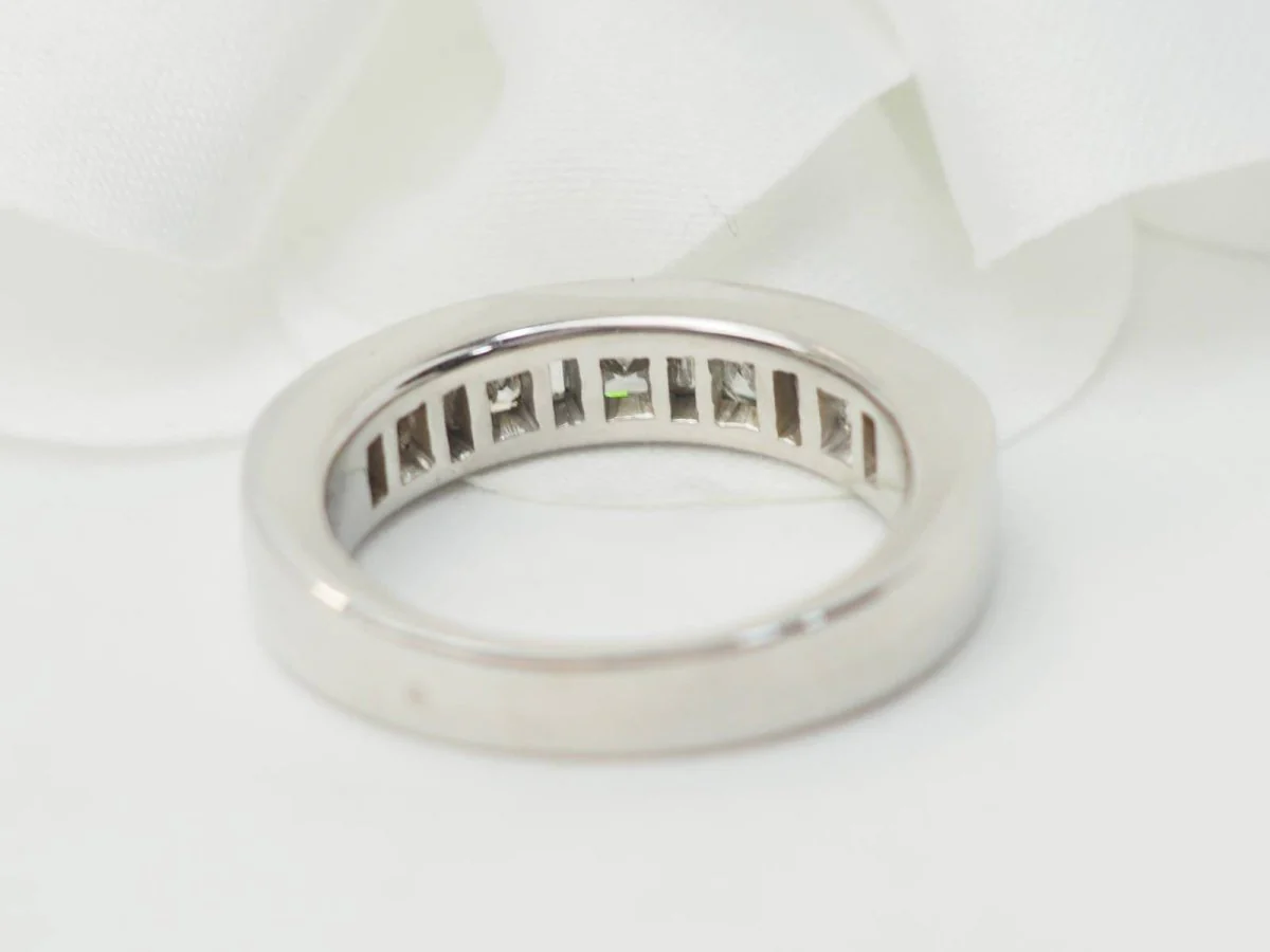 Demi alliance en or blanc et diamants 1.06cts - Image 6