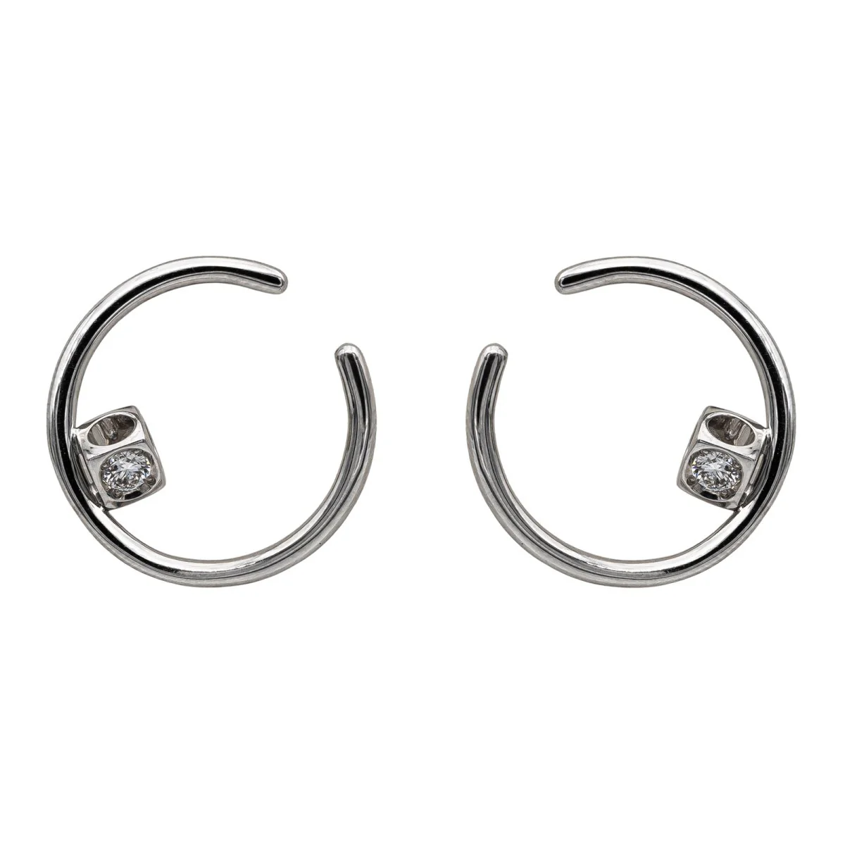 Dinh Van Boucles d'oreilles Créoles Le Cube Diamant Or blanc Diamant