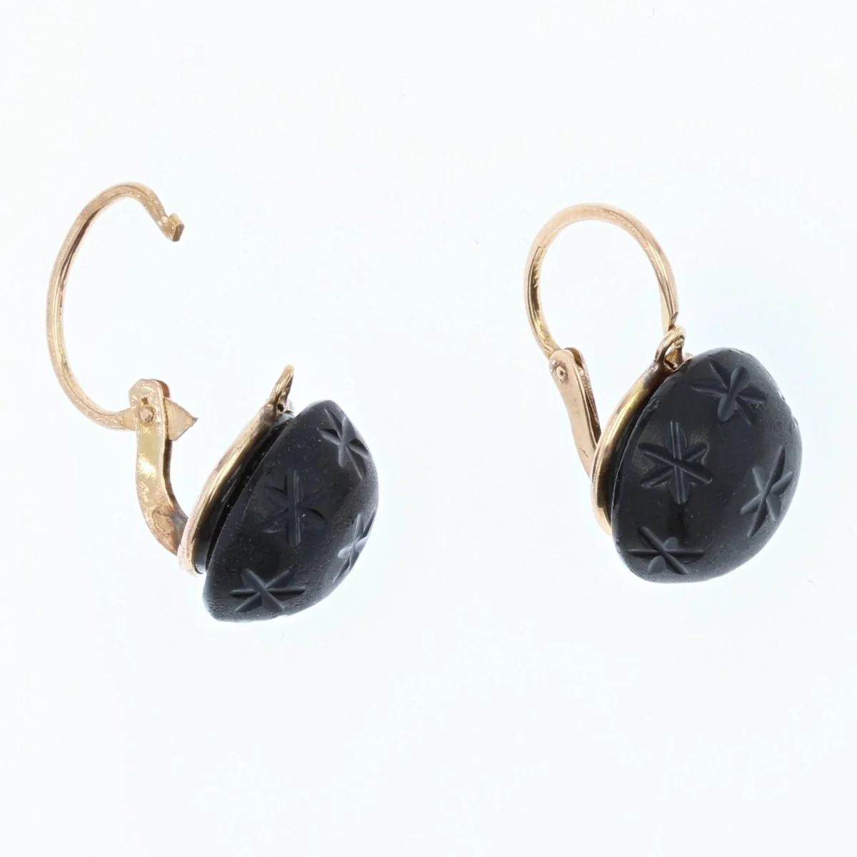 Boucles d'oreilles Dormeuses en or jaune et jais - Image 5