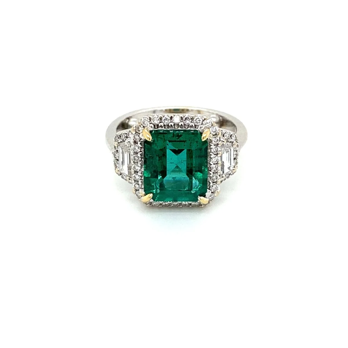 Bague en or avec émeraude non traitée de 3,33 carats certifiée par le Domaine - Image 2