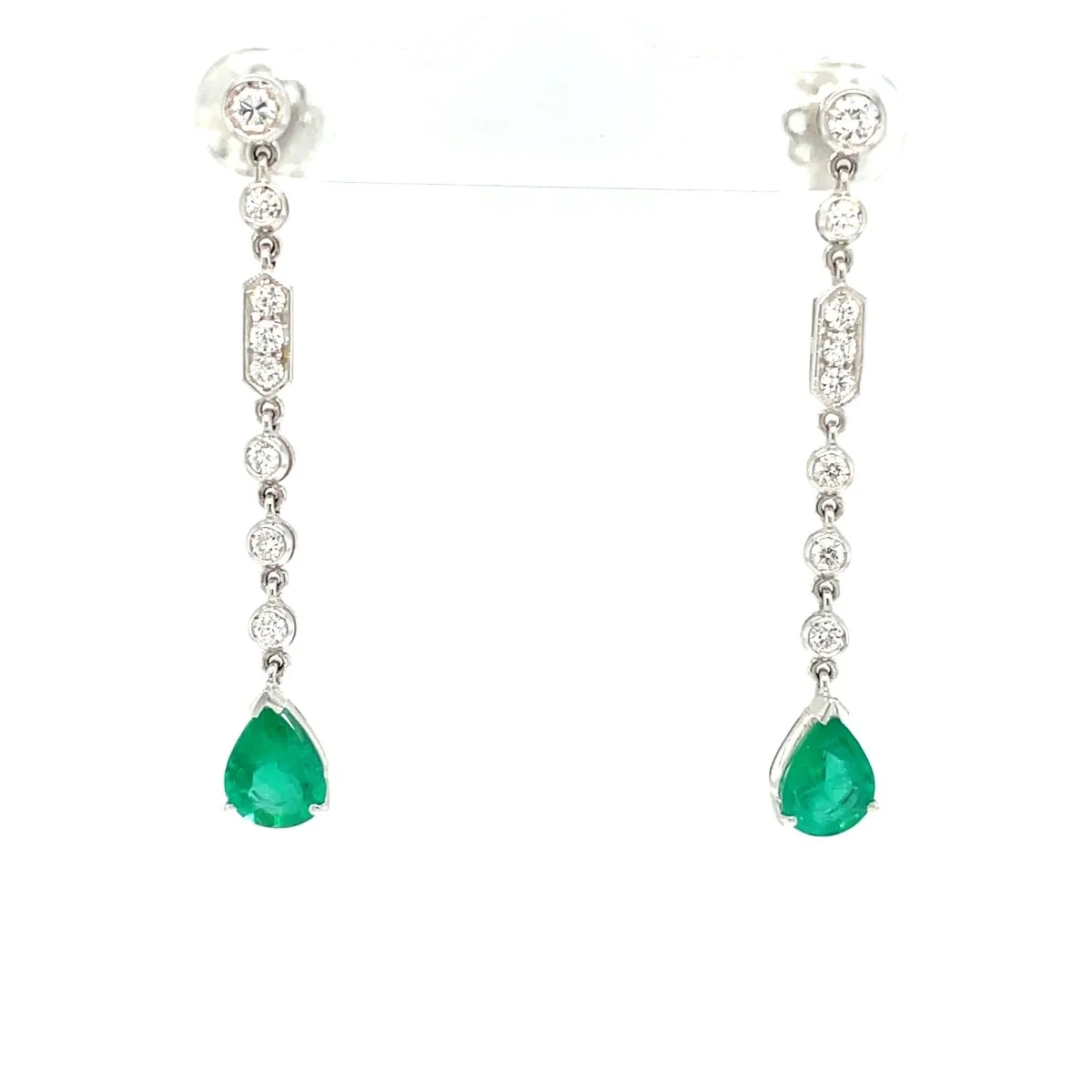 Boucles d'oreilles chandelier en émeraude colombienne et diamant d'été - Image 3
