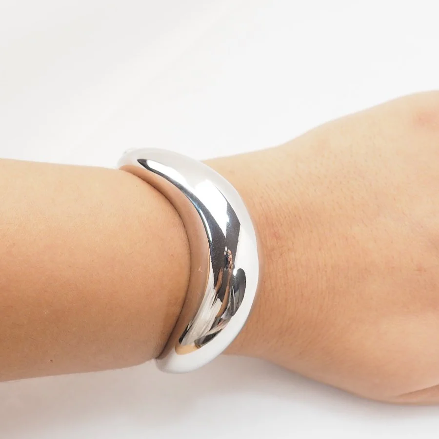 Bracelet Jonc FRED "Mouvementé" en or blanc - Image 2