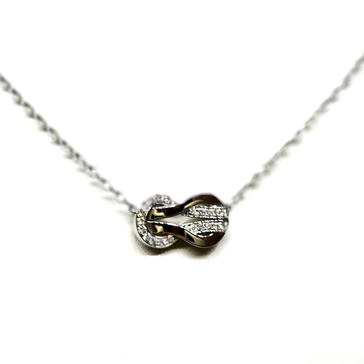 Collier Pendentif FRED Chance infinie, en or blanc et diamants - Image 5