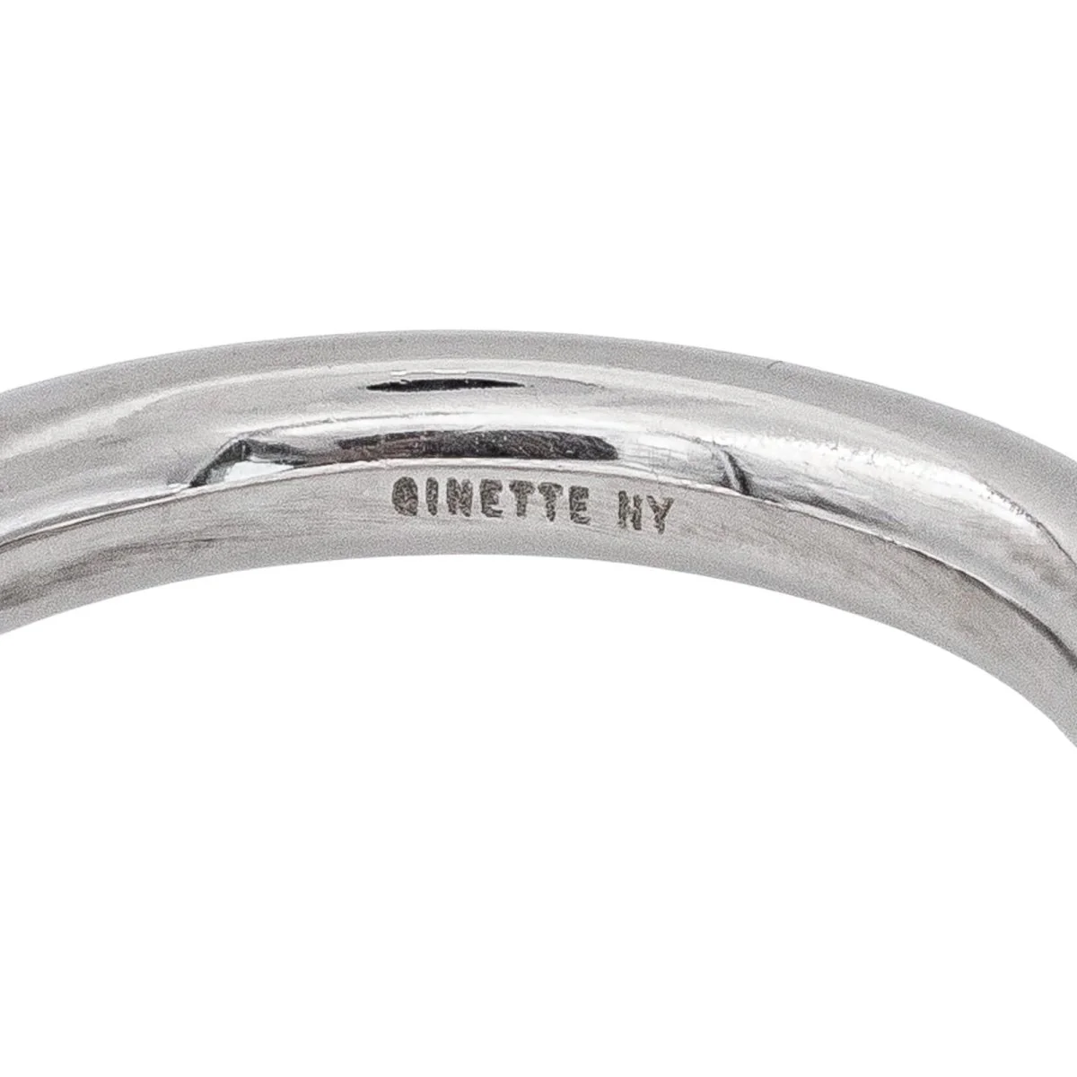 Bague Alliance GINETTE NY "Be my white domed band" en or blanc - Image 6