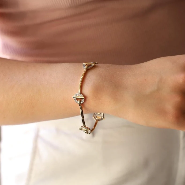 Bracelet GUY LAROCHE en or jaune et diamants - Image 2