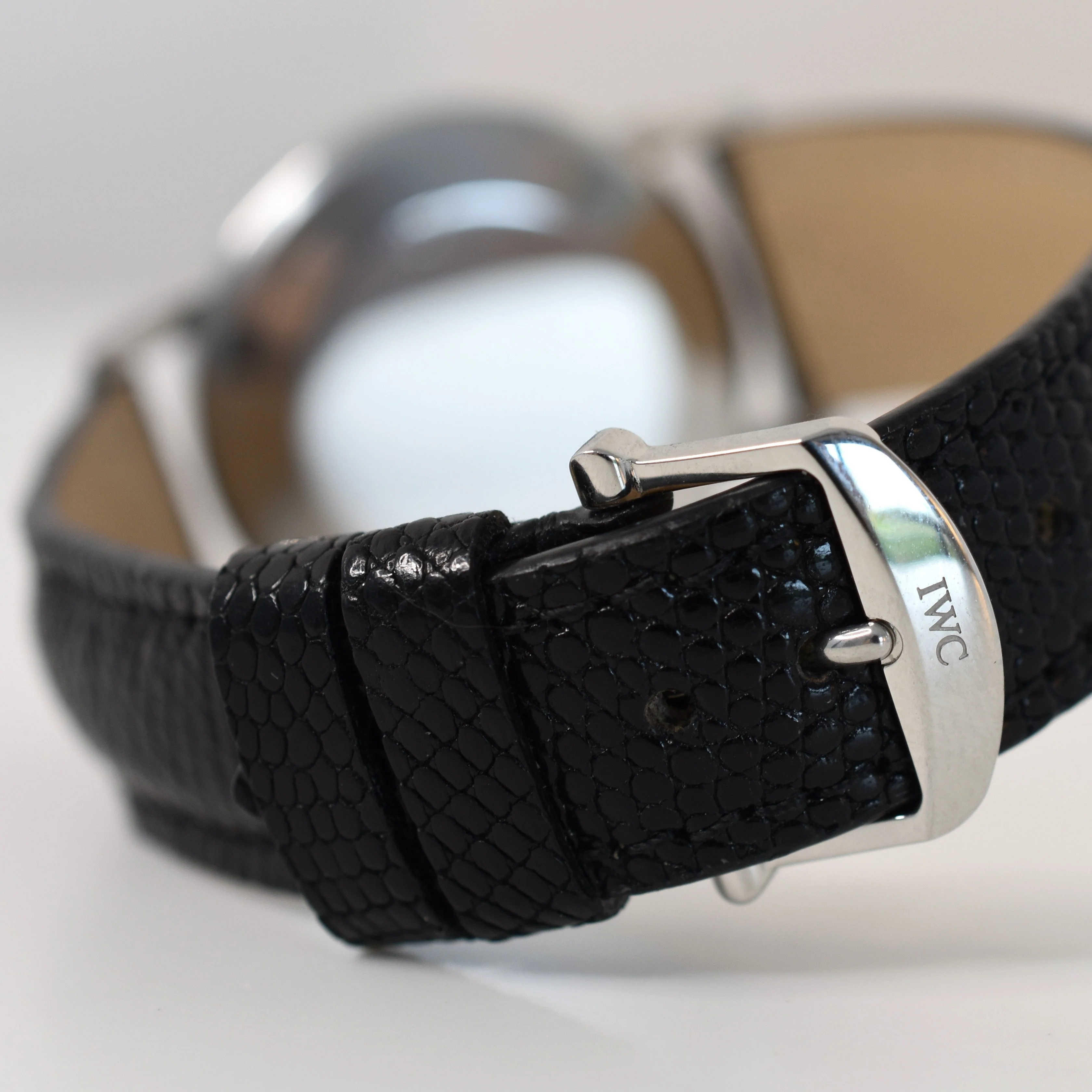 Montre IWC "Classique" en acier, argent et cuir - Image 3