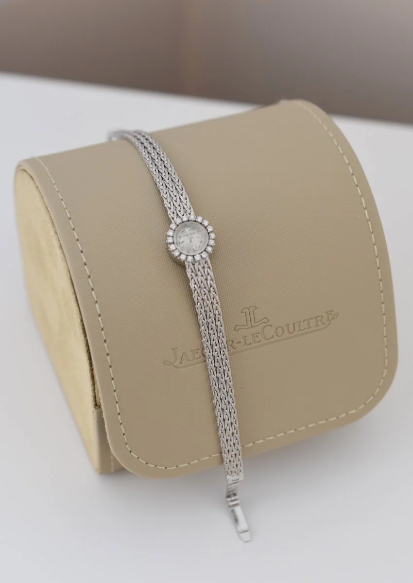 Jaeger-LeCoultre dame, entièrement or blanc 18 carats & diamants, vers 1960 - Image 8
