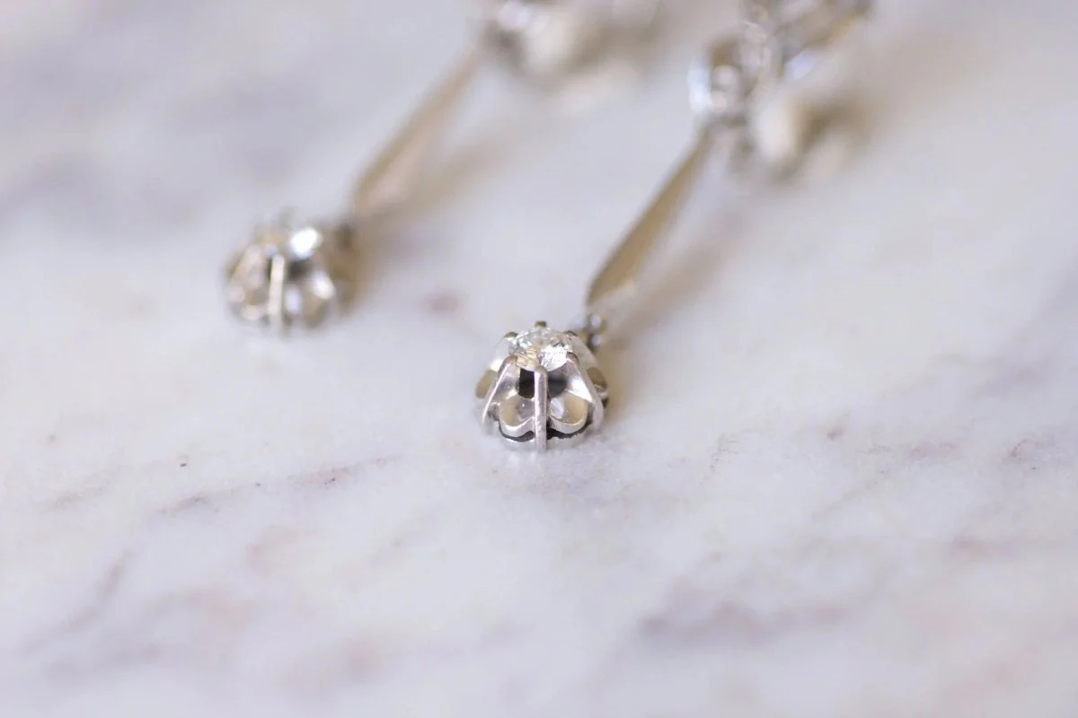 Longues boucles d'oreilles vintage pendantes, or blanc et diamants, années 60 - Image 11