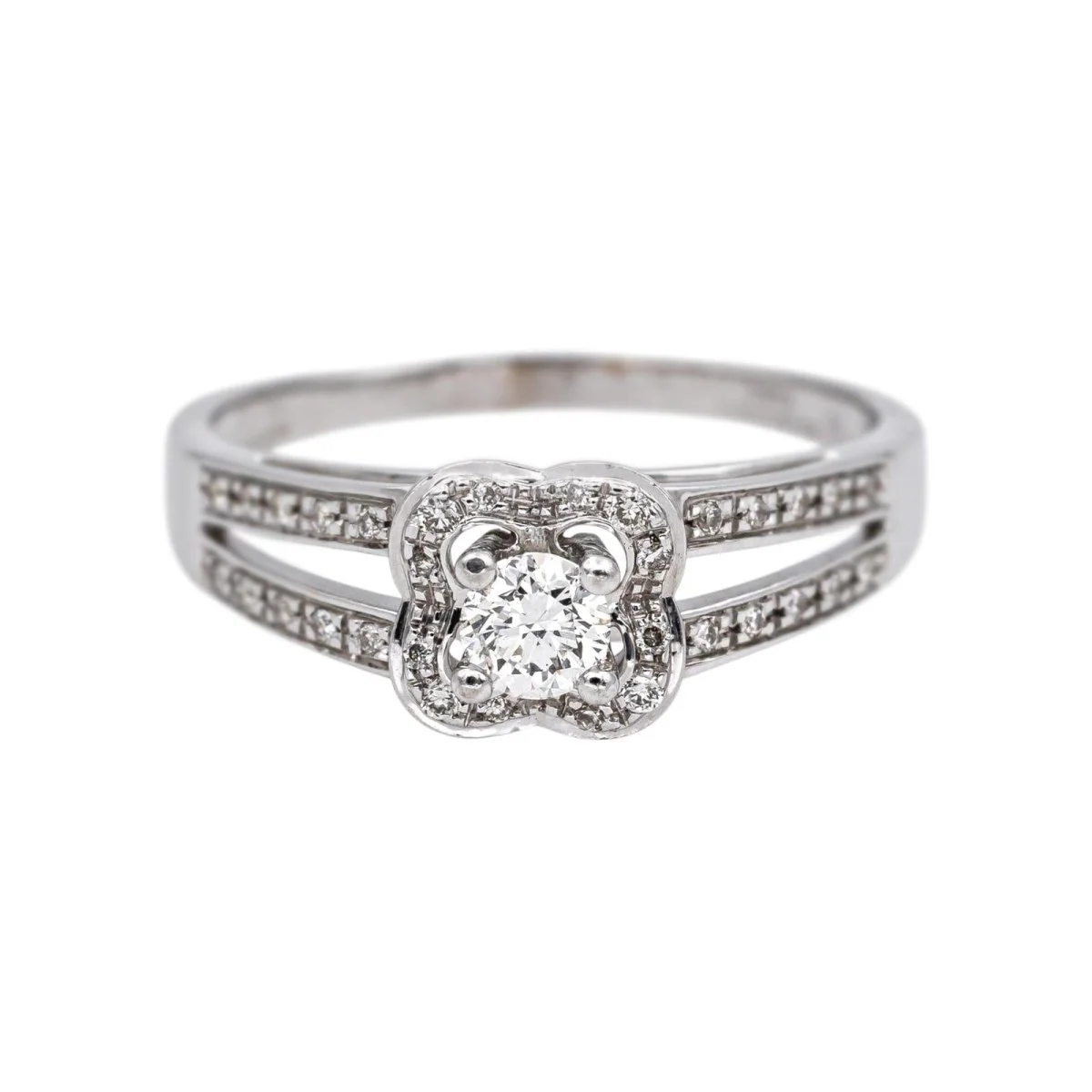 Bague Solitaire MAUBOUSSIN "Chance of Love" en or blanc et diamants