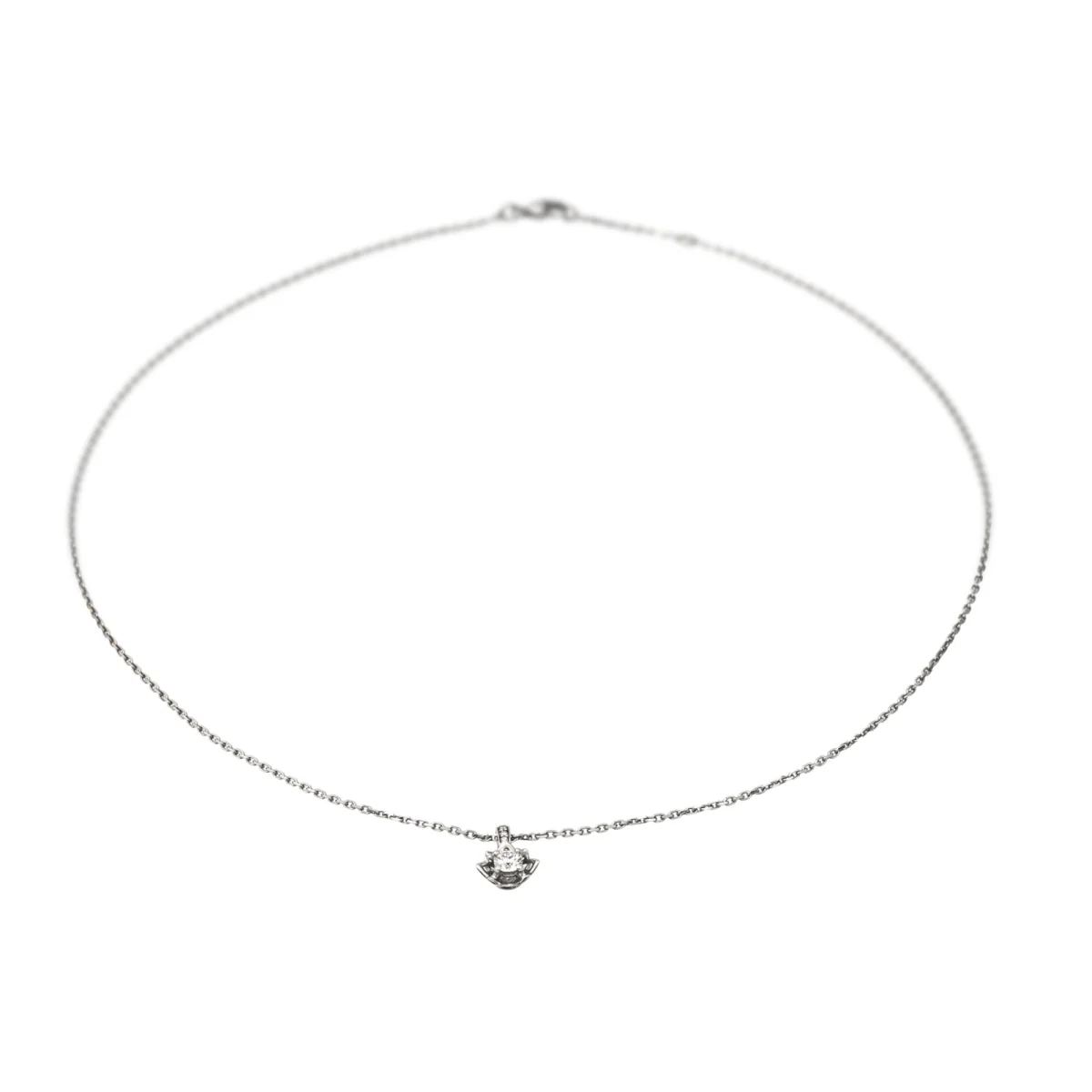 Collier Pendentif MAUBOUSSIN "Ma Reine d'Amour N°2" en or blanc et diamants - Image 4