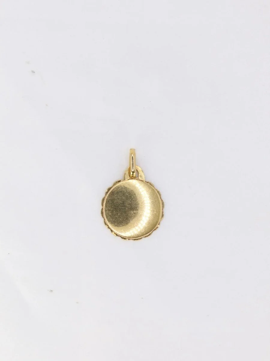 Médaille amour Augis en or, plus qu'hier moins que demain - Image 4