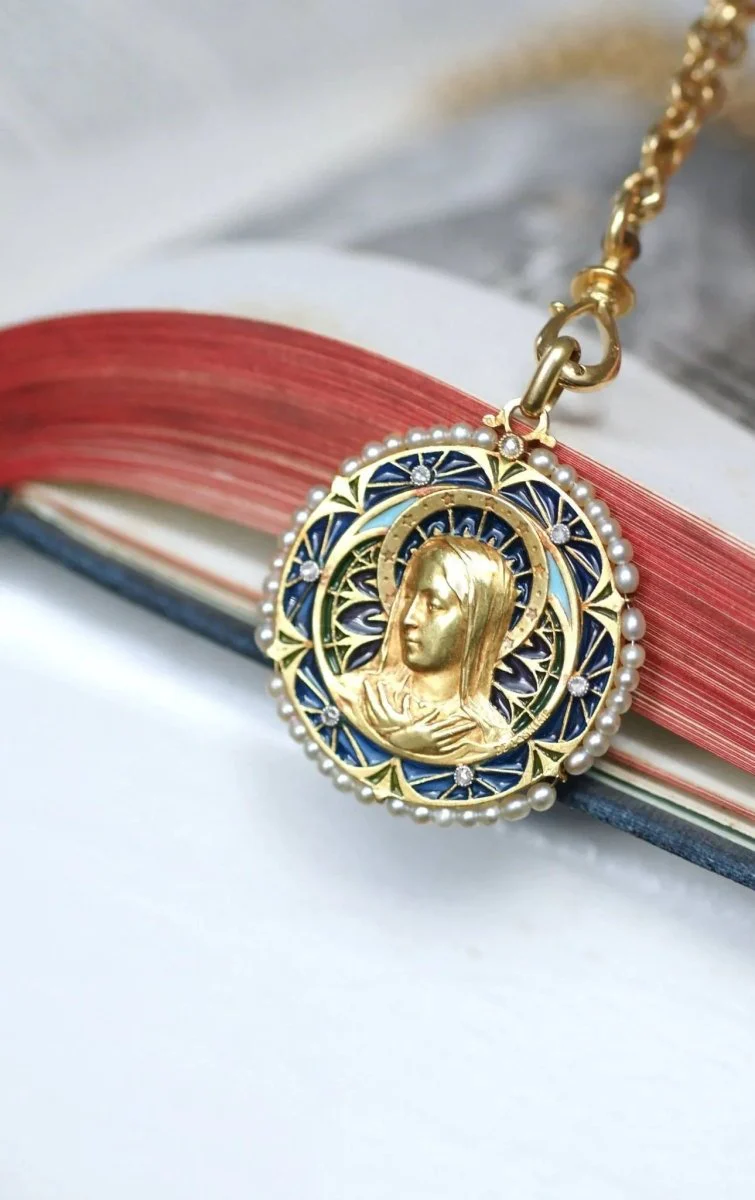 Médaille Vierge Marie émail plique à jour, perles et diamants - Image 5