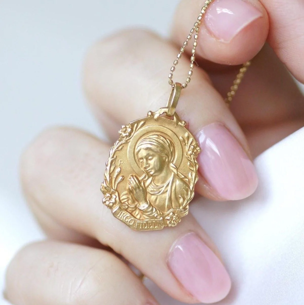 Pendentif en or jaune - Image 5
