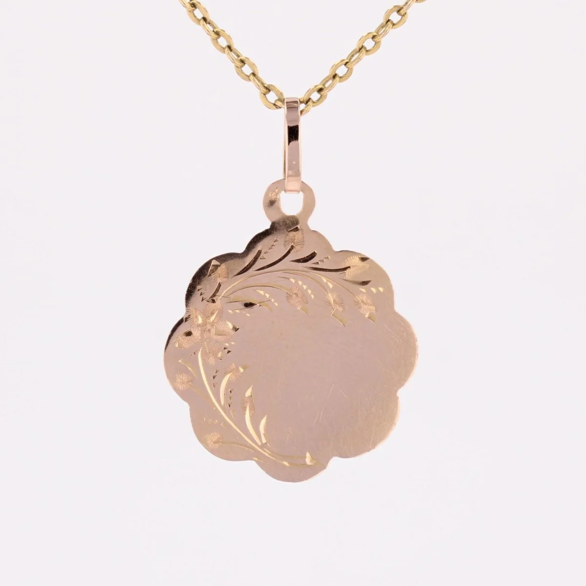 Médaille or rose polylobée ancienne - Image 2