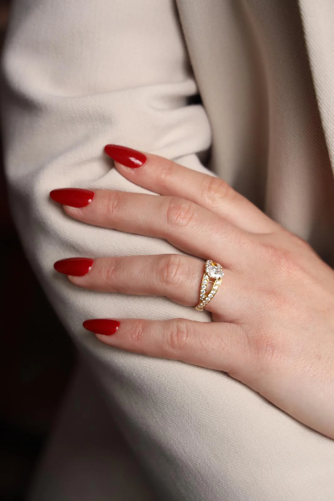 Bague MELLERIO en or jaune et diamant - Image 6