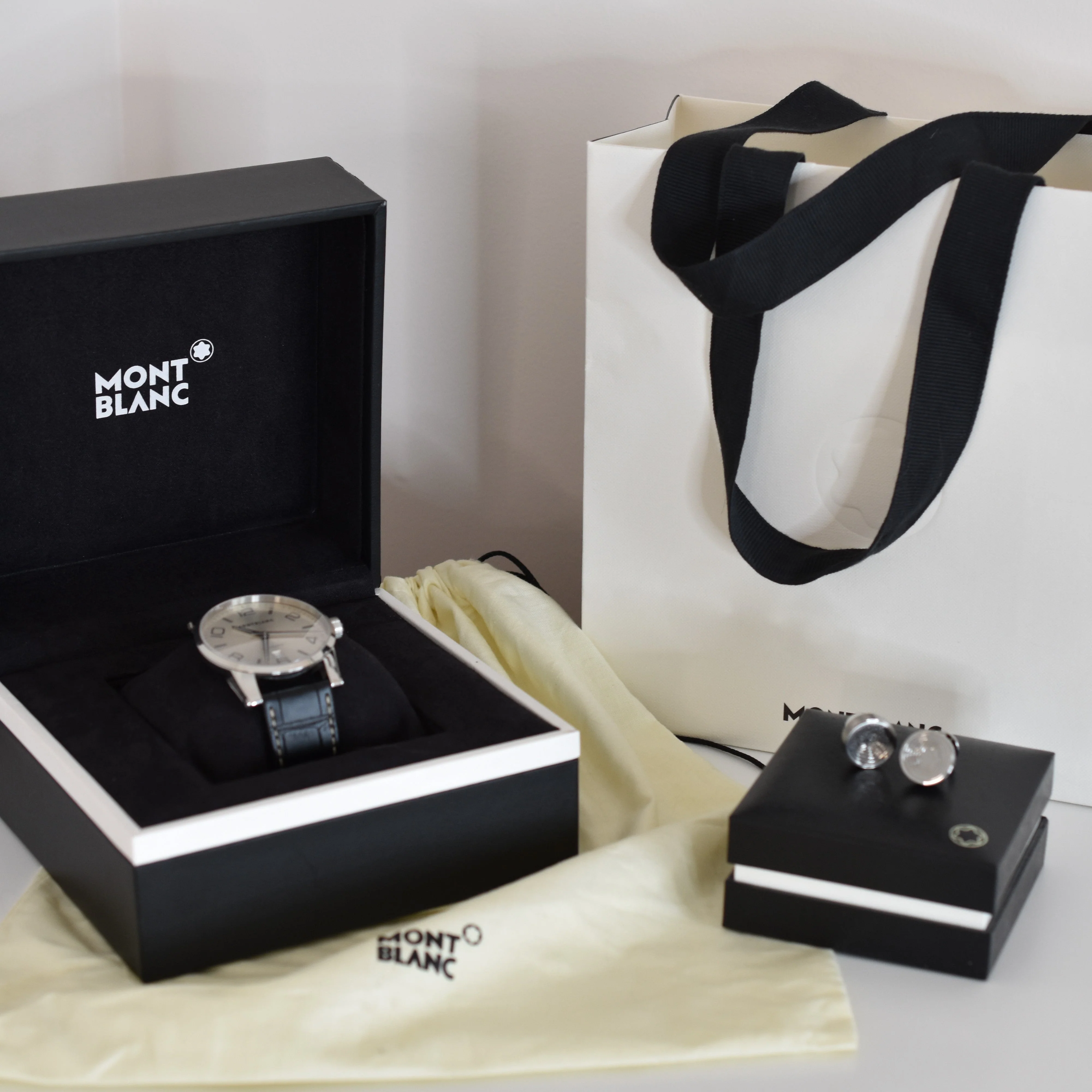Montre MONTBLANC "TimeWalker" en acier, saphir et cuir - Image 17