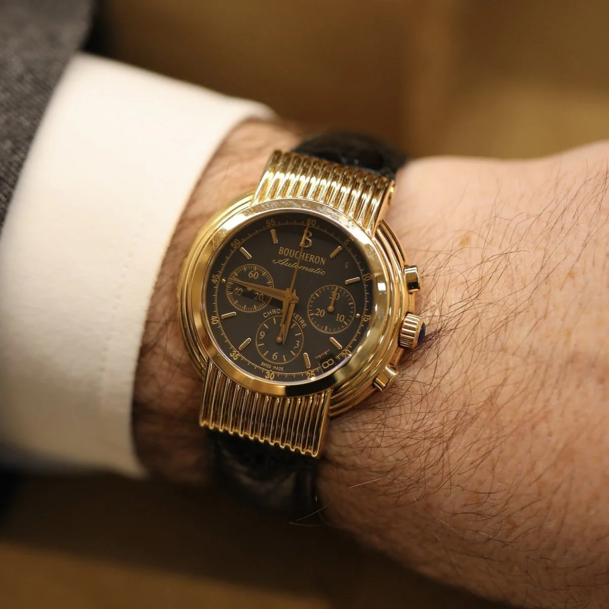 Montre BOUCHERON "Solis" en or jaune et cuir - Image 2
