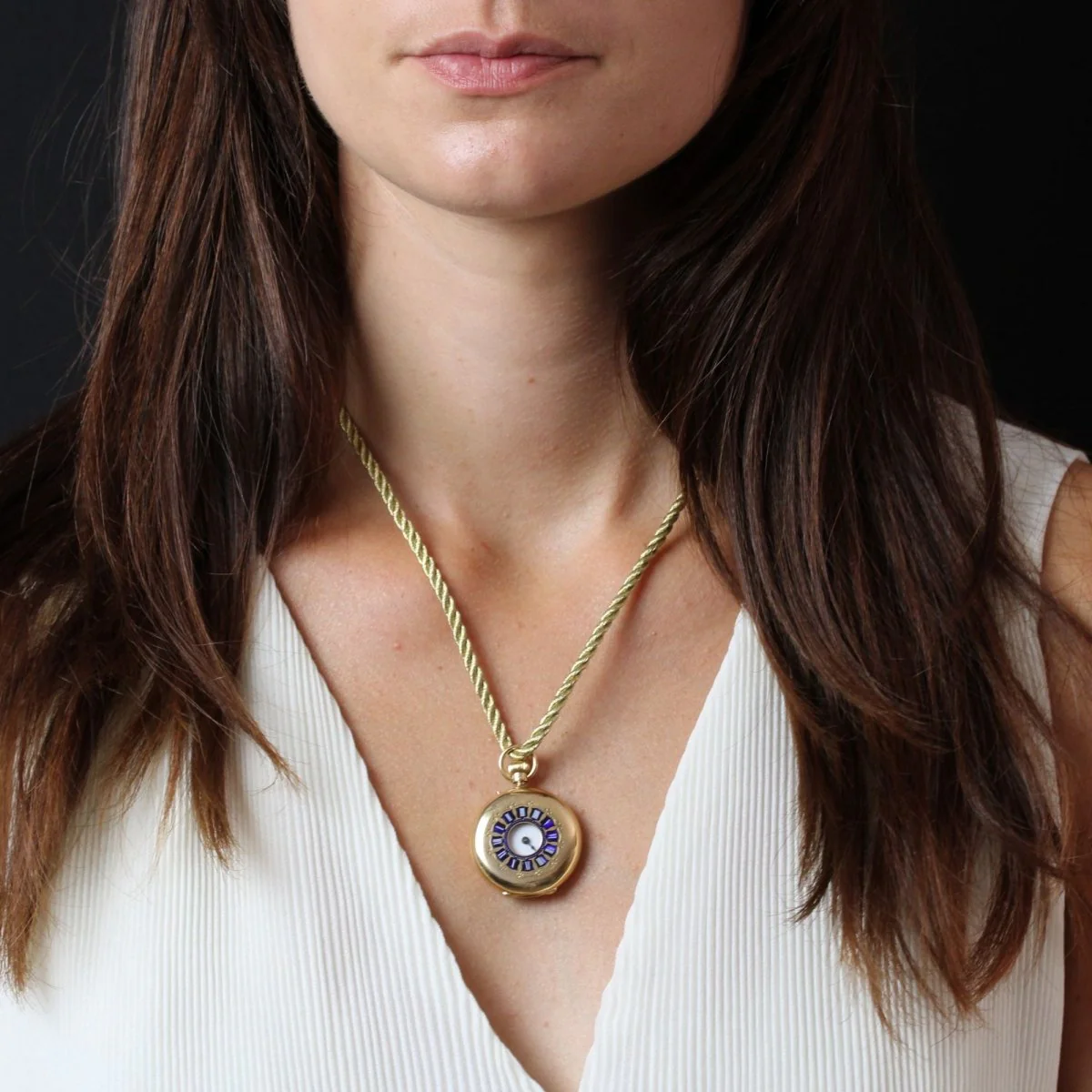 Pendentif en or jaune et émail - Image 2