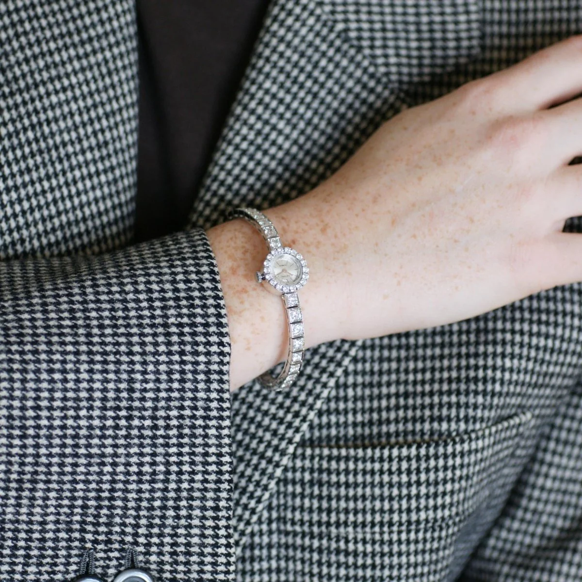 Montre ASTRAL en or blanc et diamants - Image 2
