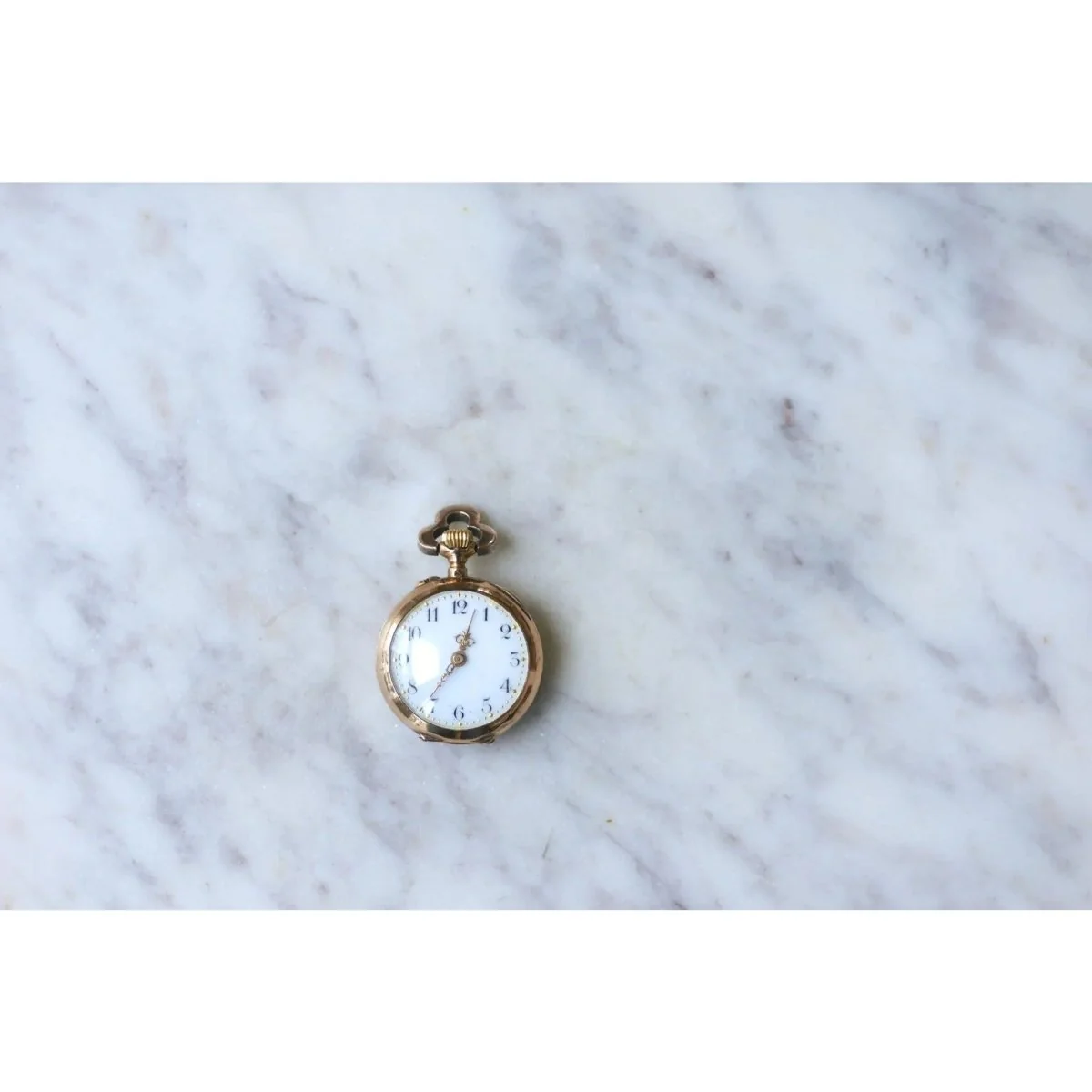 Montre Gousset en or rose, émeraudes et diamants - Image 6