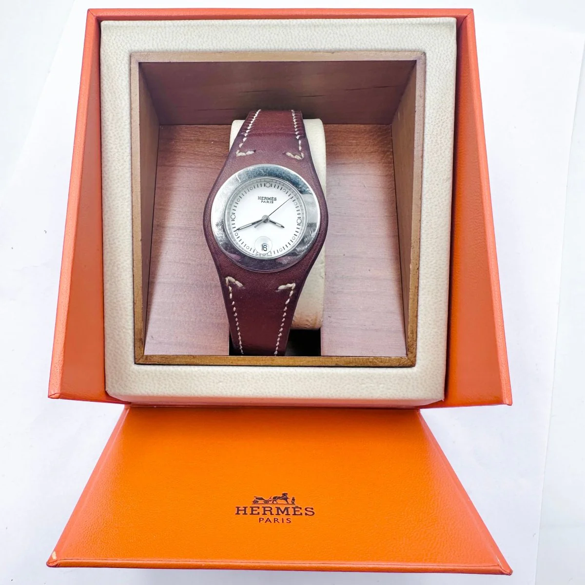 Montre HERMÈS "Harnais" en cuir et acier - Image 3