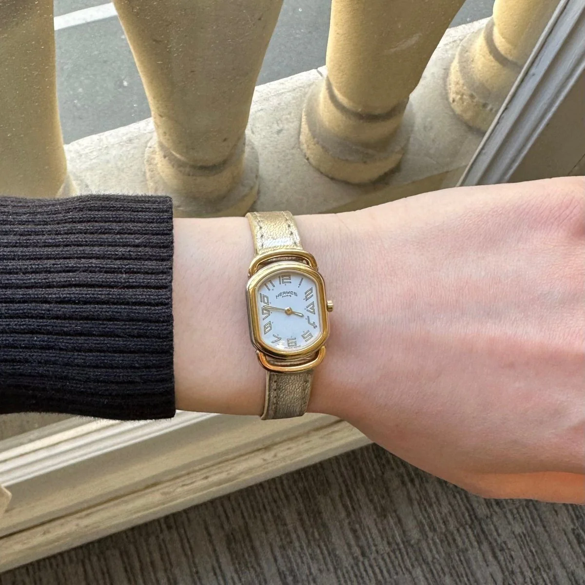 Montre HERMÈS, "Rallye" en or jaune et acier - Image 3
