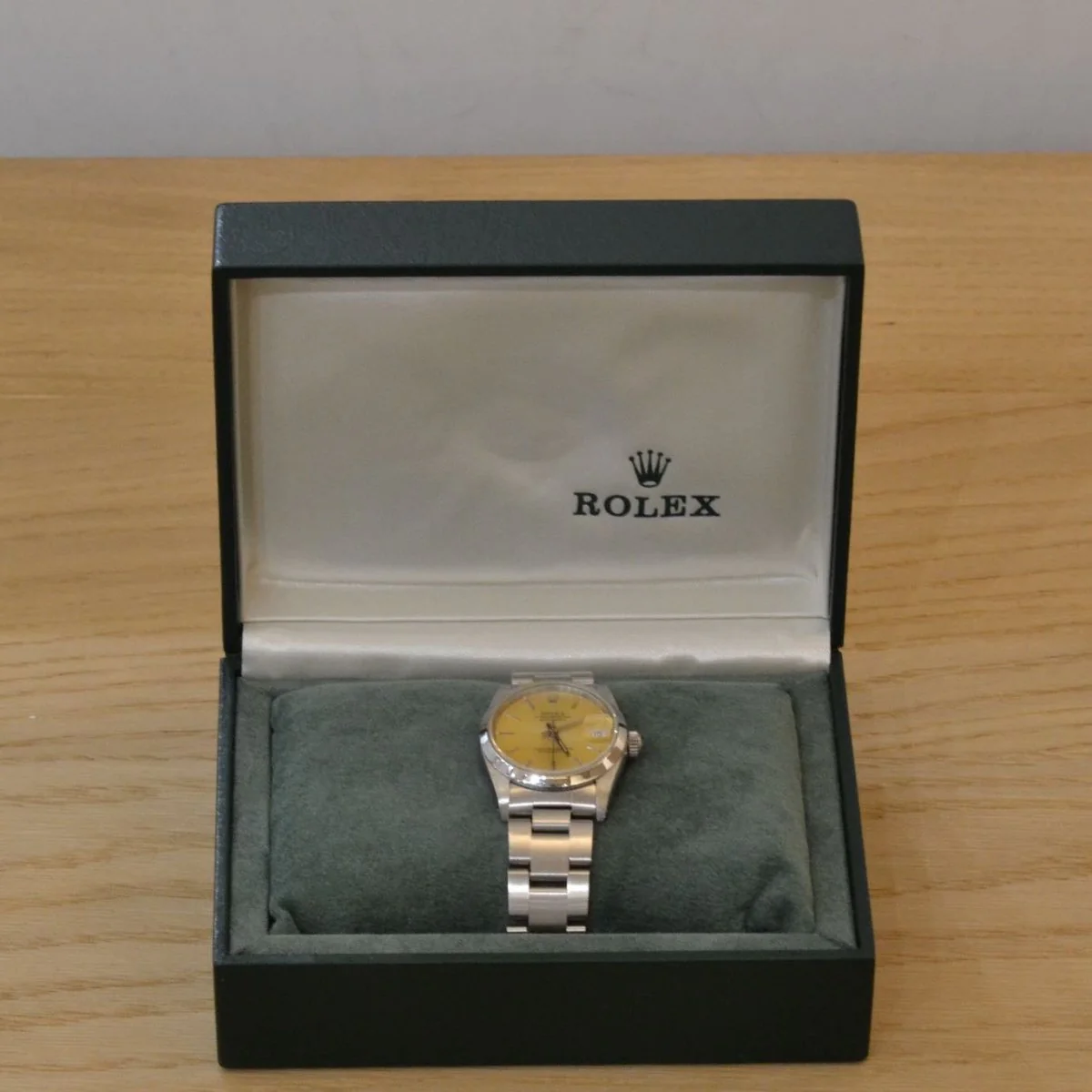 Montre ROLEX "Oyster Perpetual Date Just" en acier et saphir - Image 5
