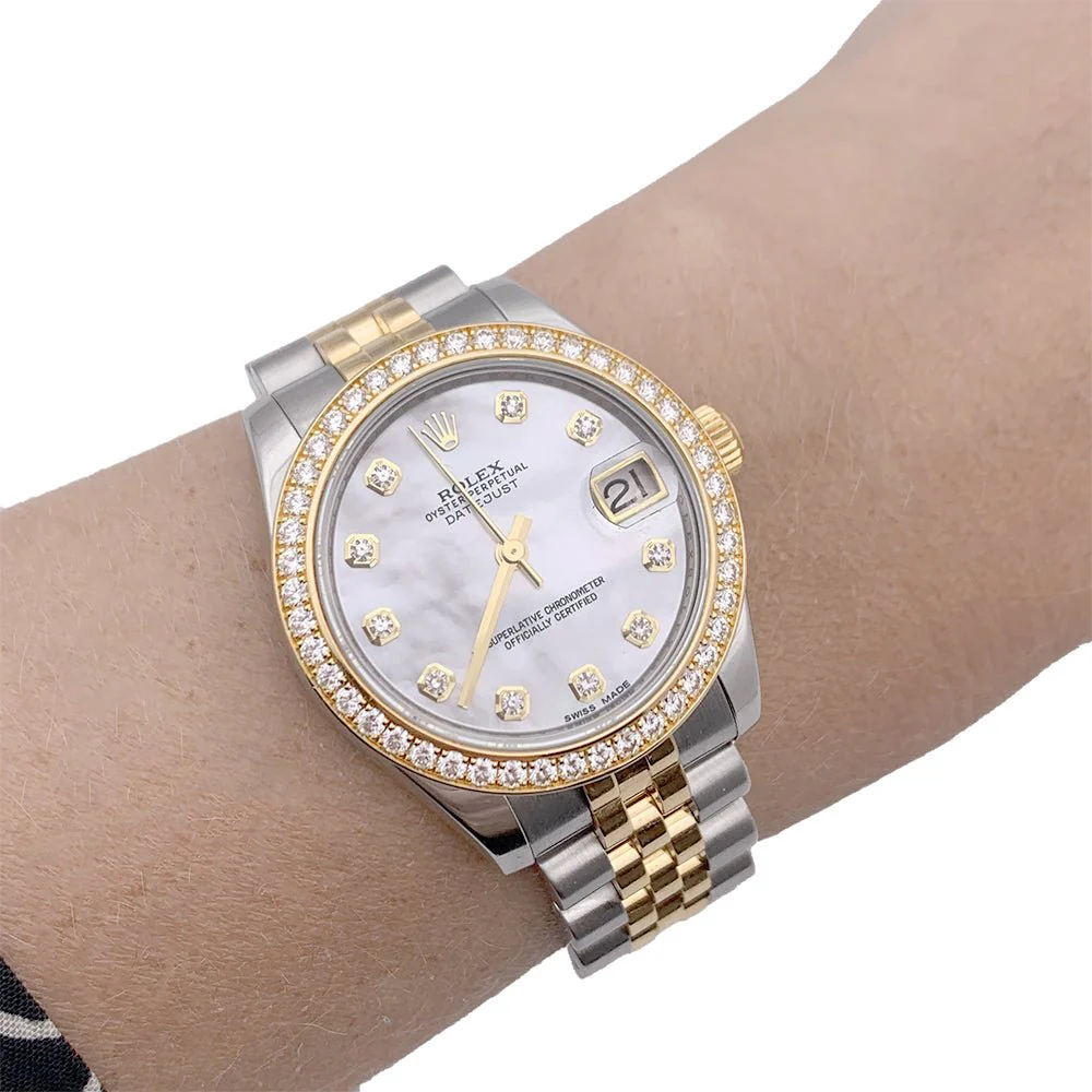 Montre ROLEX "Oyster Perpetual Datejust"en or jaune, acier, nacre et diamants - Image 2