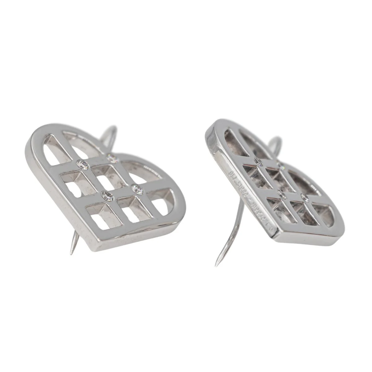 Boucles d'oreilles O.J. PERRIN en Or blanc et Diamant - Image 4