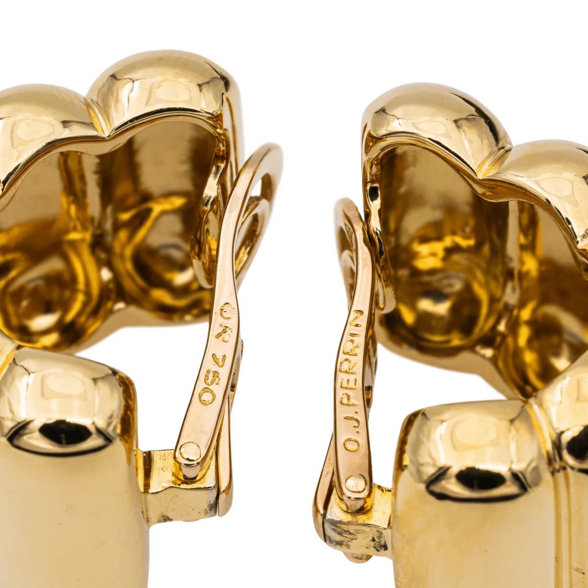 Boucles d'oreilles Clips O.J PERRIN en or jaune - Image 7