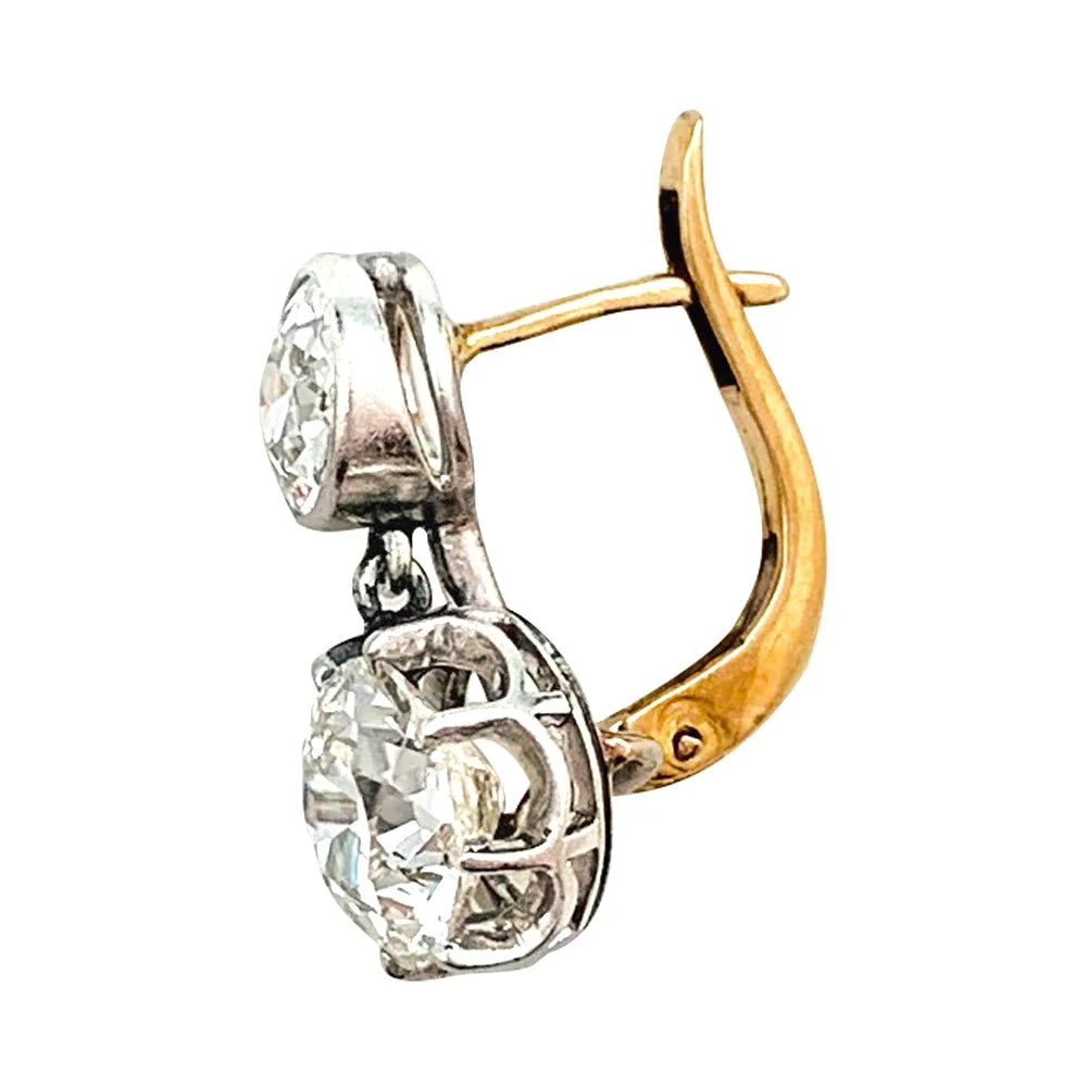 Boucles d'oreilles Dormeuses en or rose, platine et diamants - Image 4