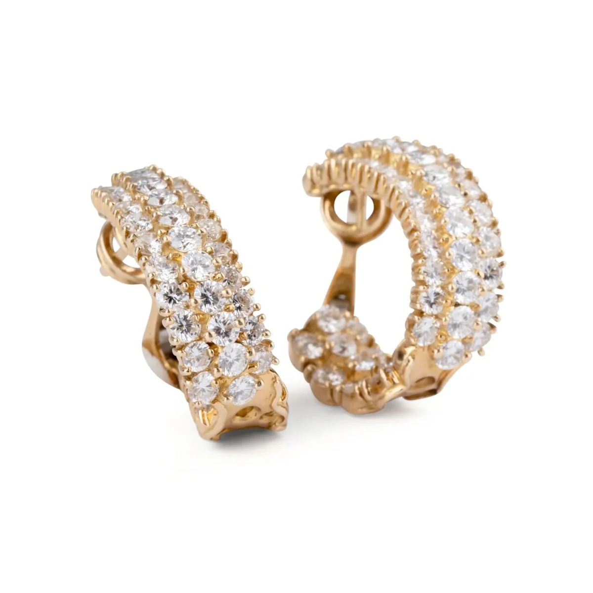 Paire de boucles d'oreilles sur or jaune en diamants - Image 3
