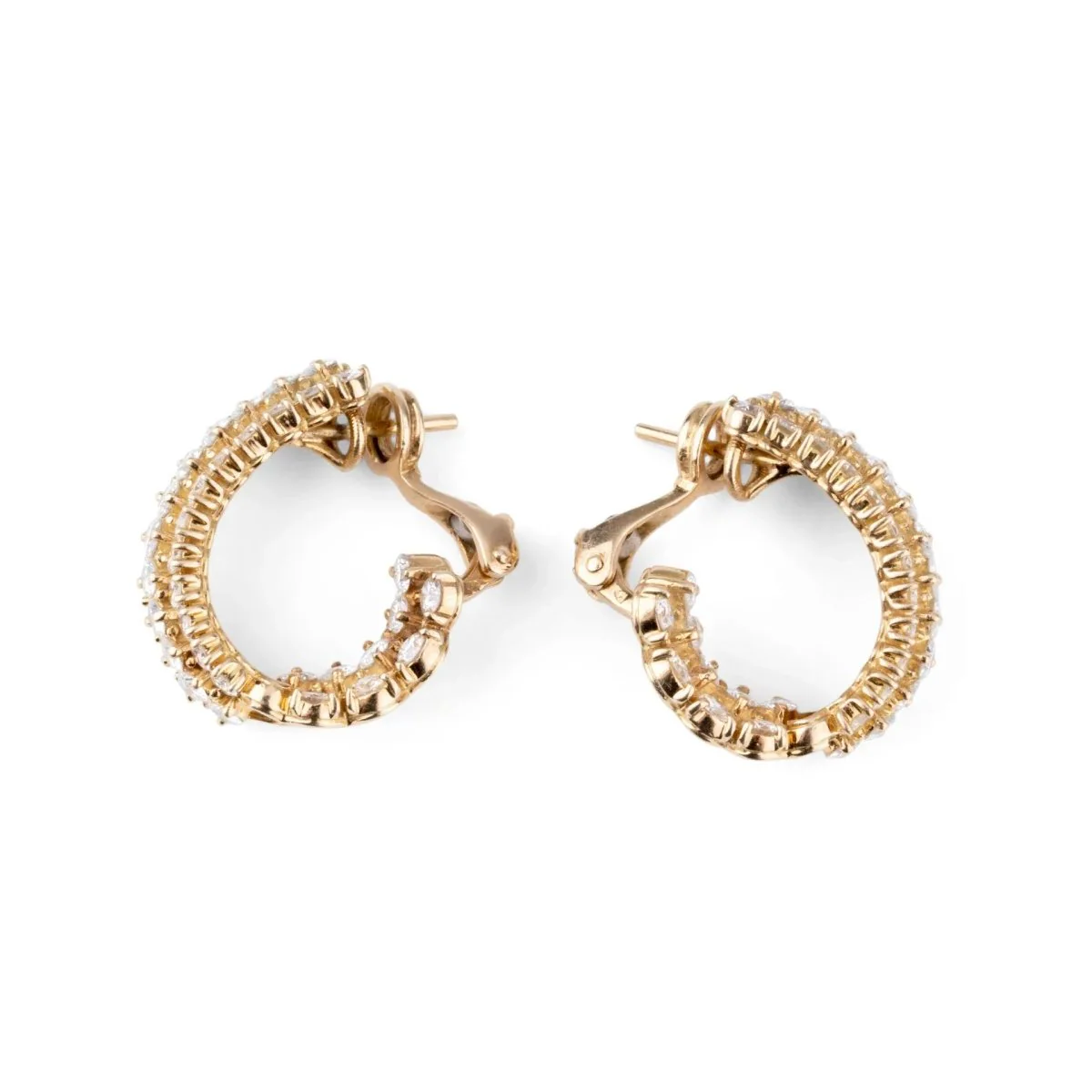 Paire de boucles d'oreilles sur or jaune en diamants - Image 6