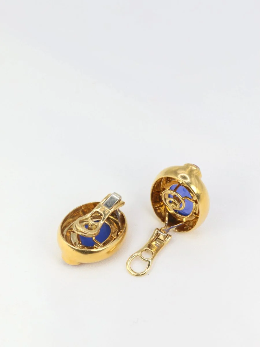Clips d’oreilles vintage en or, intaille en verre bleu et cornaline - Image 8