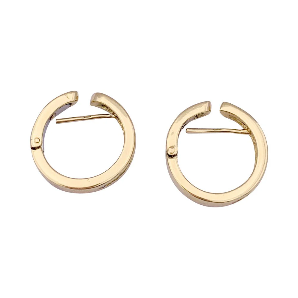 Boucles d'oreilles créoles en or jaune et diamants - Image 3