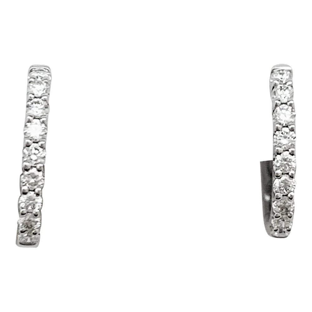 Paire de petites créoles en or blanc, diamants. - Image 3