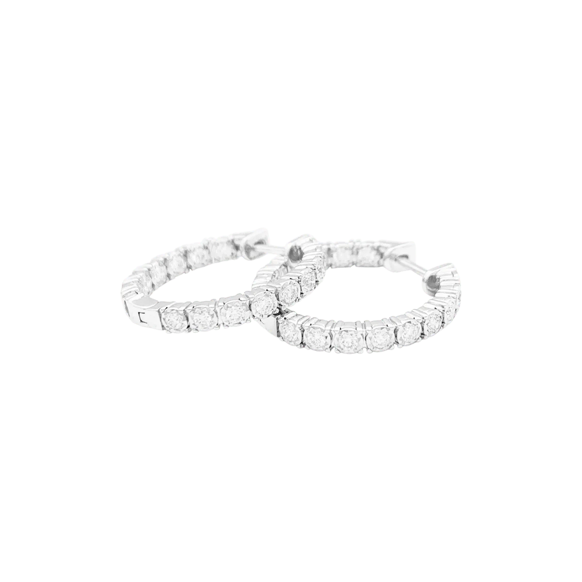Boucles d'oreilles Créoles en or blanc et diamants - Image 3