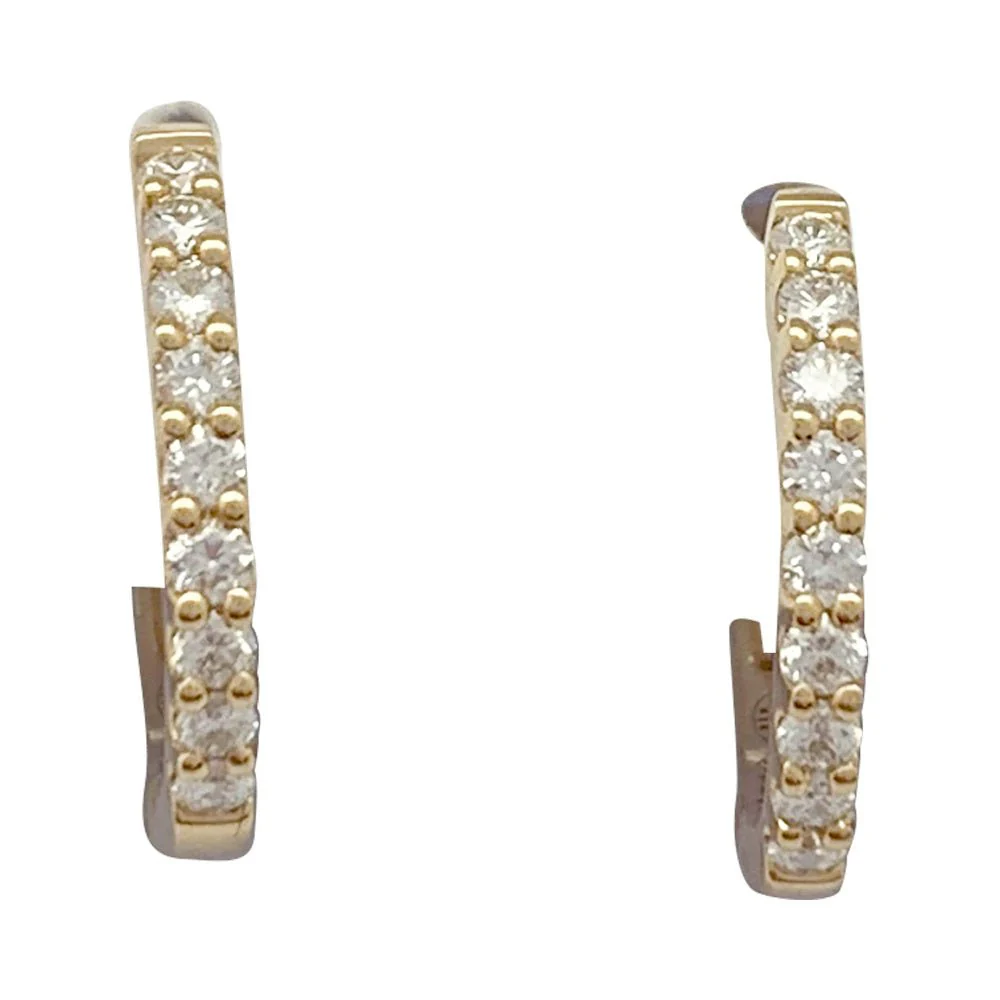 Paire de petites créoles en or jaune, diamants