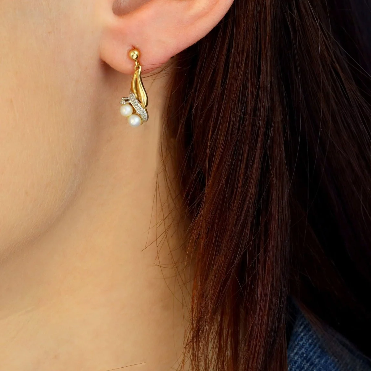 Boucles d'oreilles Pendantes en or blanc, or jaune, perles et diamants - Image 2