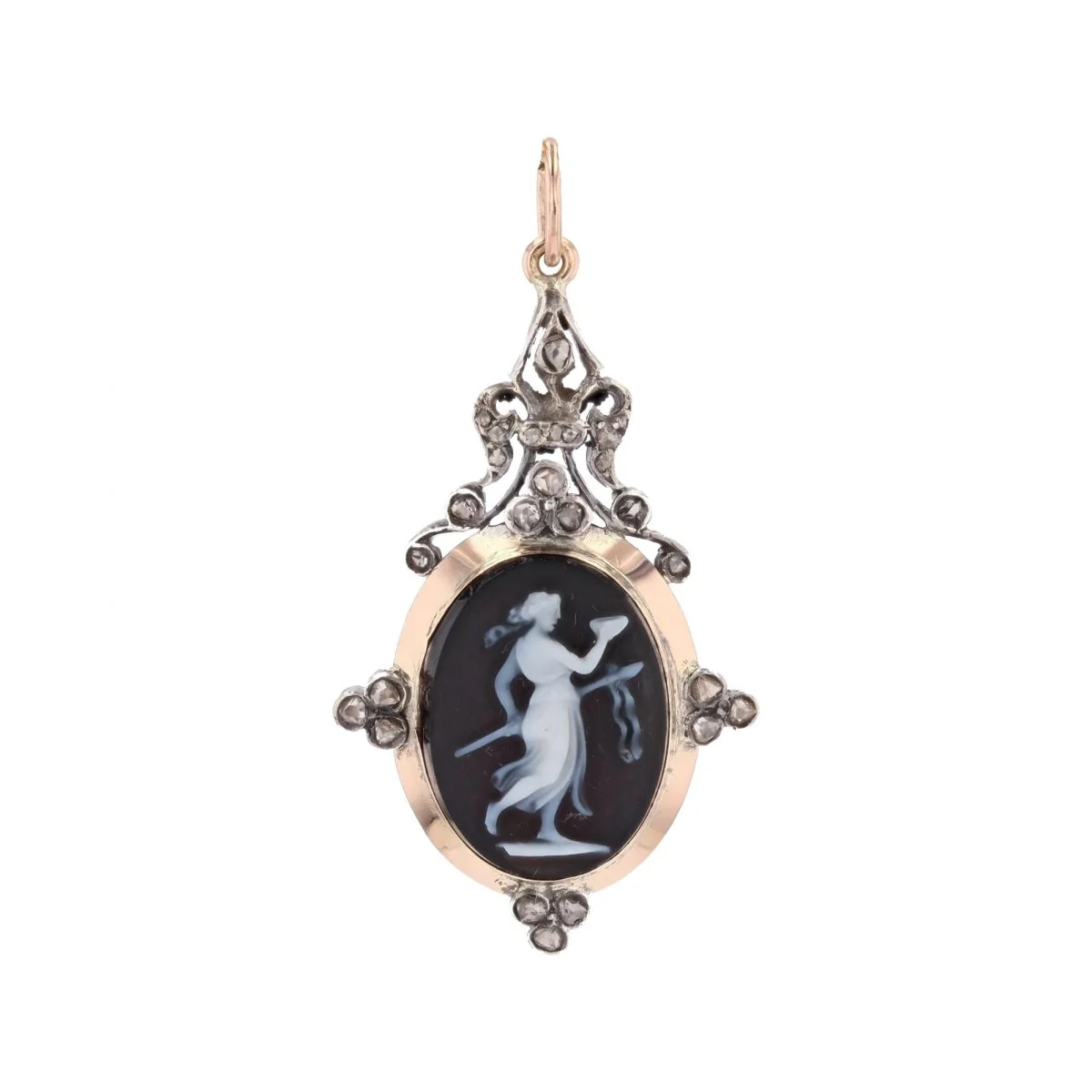 Pendentif camée en or rose et diamants