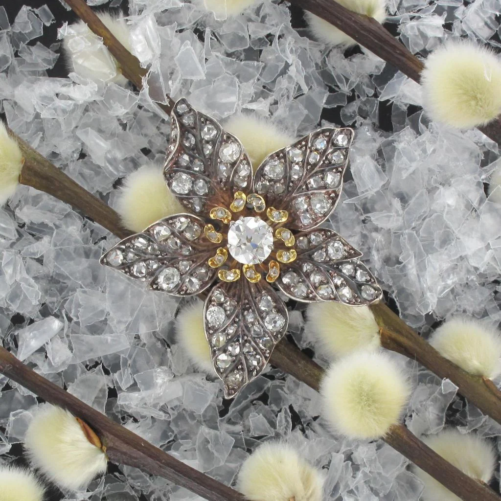 Pendentif ANCIEN Fleur en or jaune et argent avec diamants - Image 15