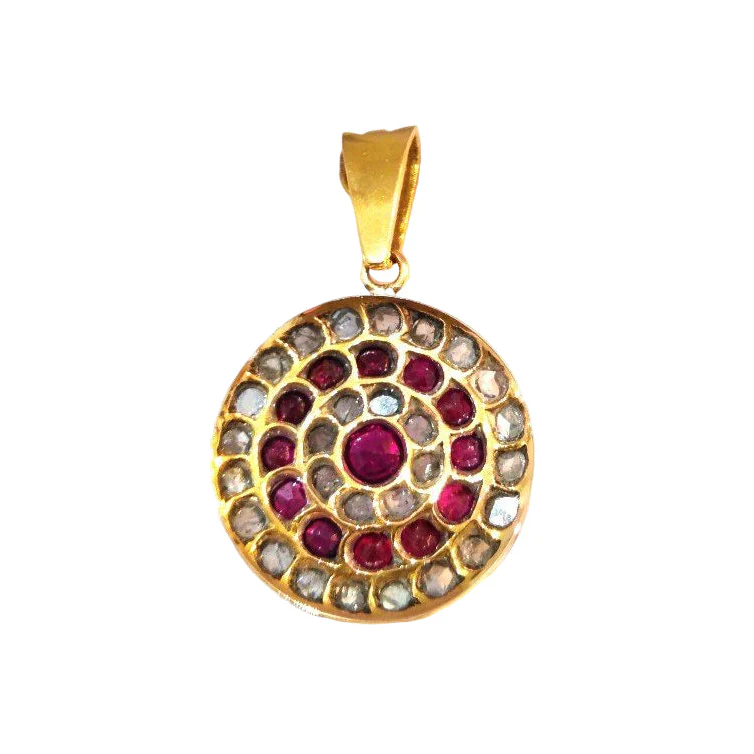 Pendentif en or jaune, argent, rubis et diamanats - Image 2