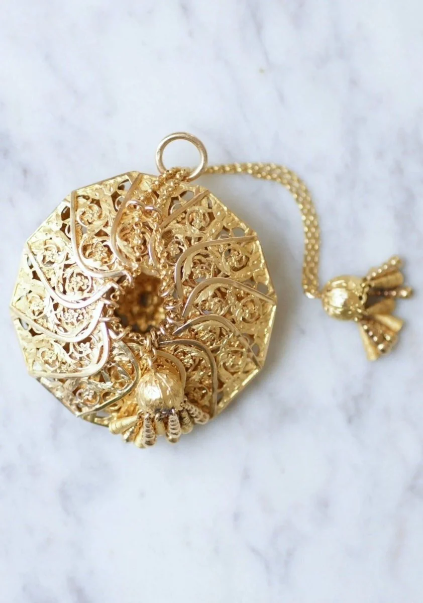 Pendentif porte-monnaie ancien en or jaune
