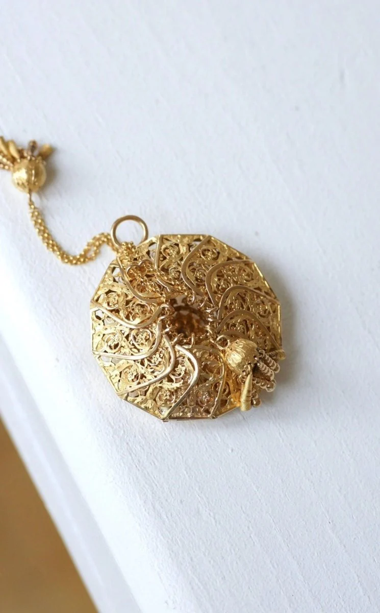 Pendentif porte-monnaie ancien en or jaune - Image 4