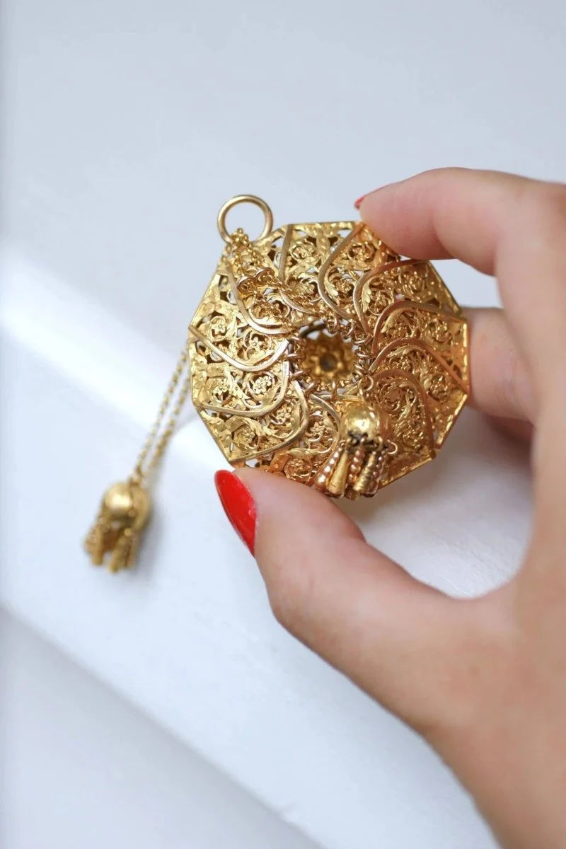 Pendentif porte-monnaie ancien en or jaune - Image 6