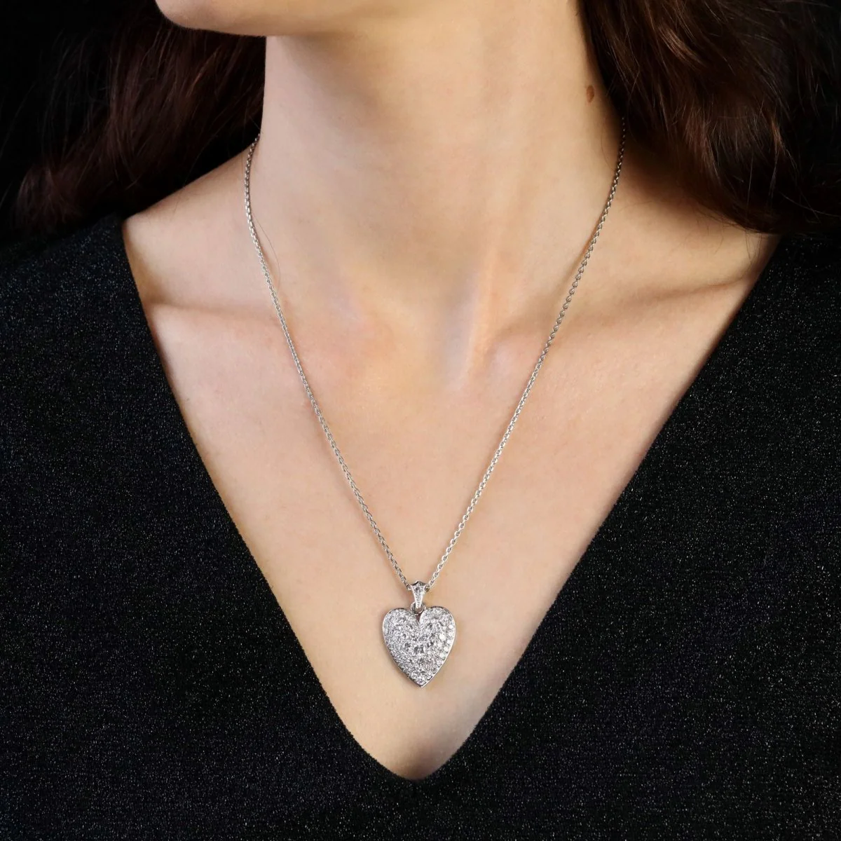 Collier Pendentif en or blanc et diamants - Image 2