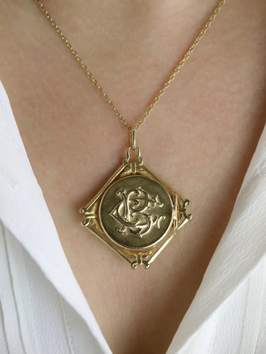 Pendentif Chimère Art Nouveau or jaune nacre - Image 7