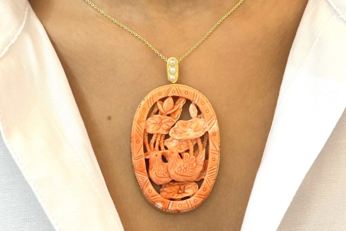 Pendentif corail et perles de culture en or - Image 4